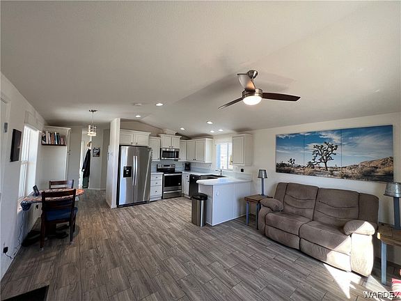 4th image of 17852 N Oak Drive
