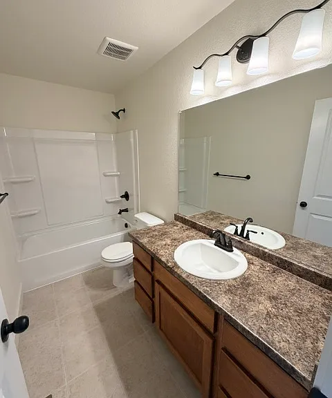 Upstairs 3/4 Bathroom