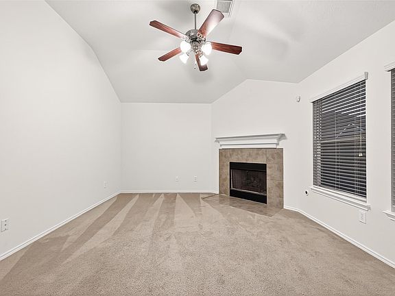 5th image of 20634 Sapphire Lake Rd