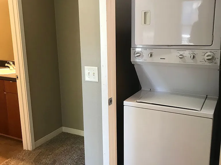 312 Wisconsin St — Photo 44