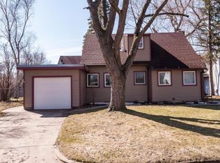 1514 Damon Ct SE, Rochester, MN 55904