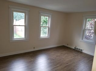 1011 Maplewood Ave #1, Ambridge, PA