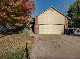308 N Pecan Ct, Andover, KS 67002
