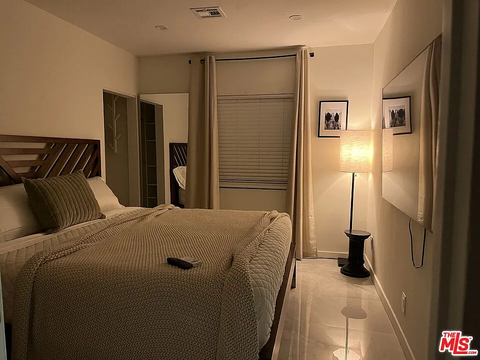 3 bed, 2.0 bath, $5,500 — Photo 4