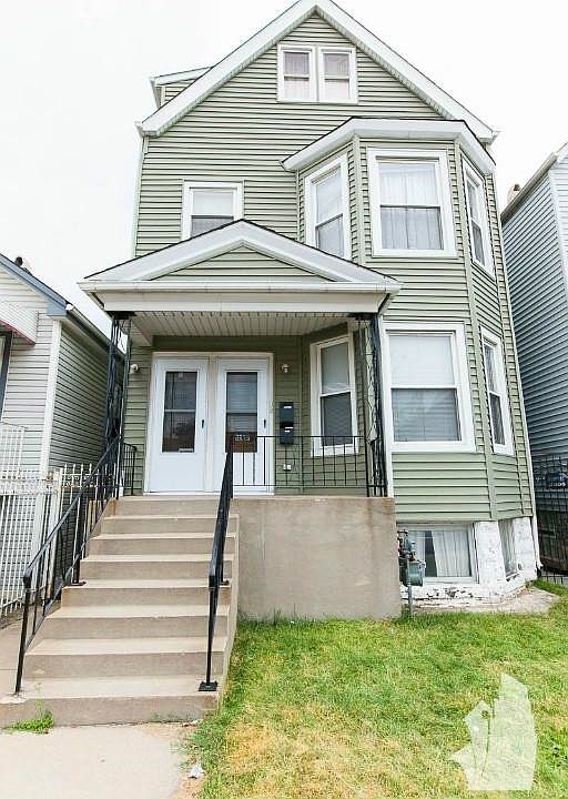 1st image of 3034 N Kedzie Ave #2