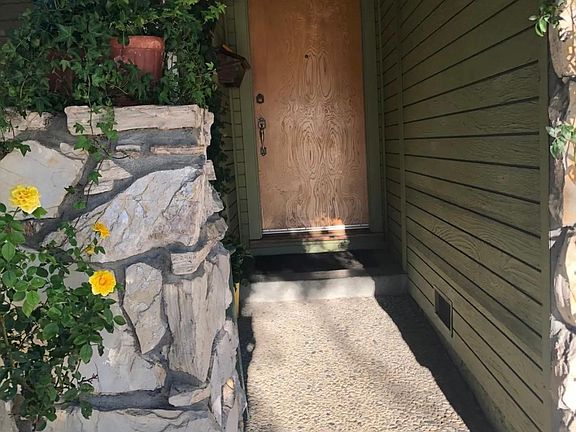 3rd image of 2802 Meridian Ave