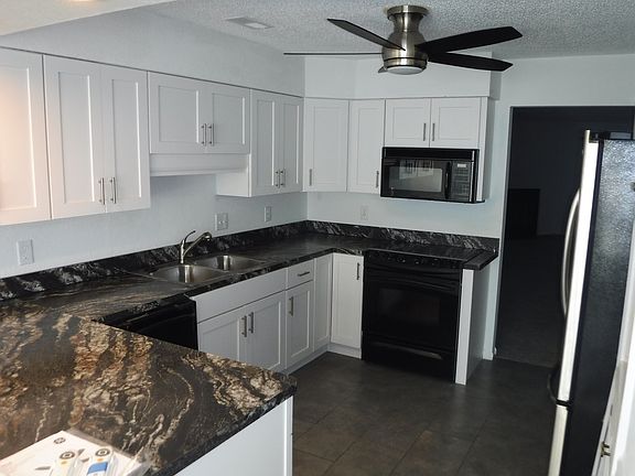 4th image of 3022 Cape Henry Ct