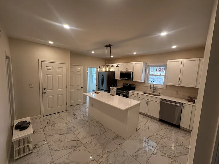 449 Cedar Grove St — Photo 1