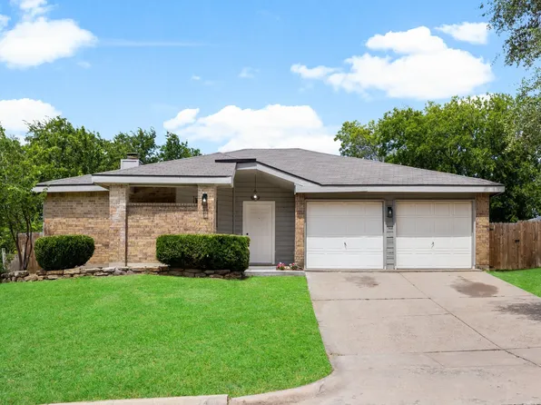 6325 Brookhaven Trl, Fort Worth, TX 76133