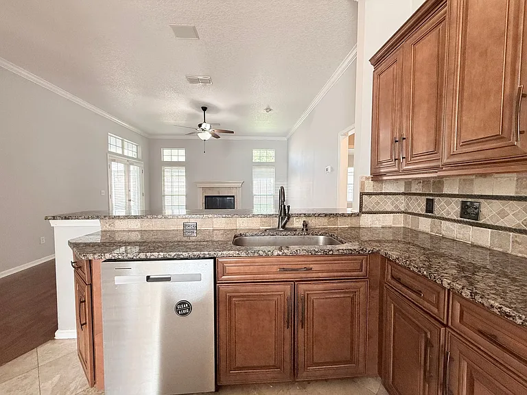 11411 Kingsley Manor Way — Photo 15