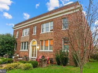 3411 29th St NW APT 4, Washington, DC 20008