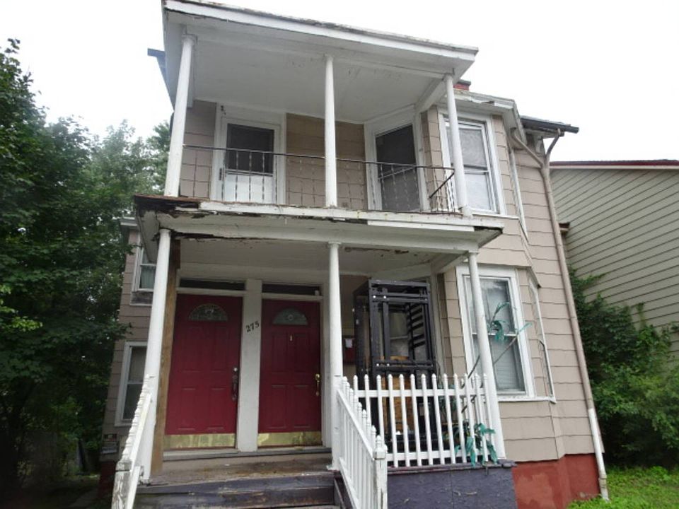 2nd image of 275 Church St
