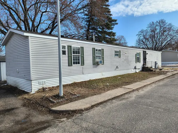 11340 6th St NE, Blaine, MN 55434