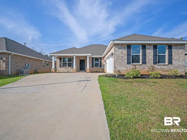 905 Ruisseau Dr, Foley, AL 36535