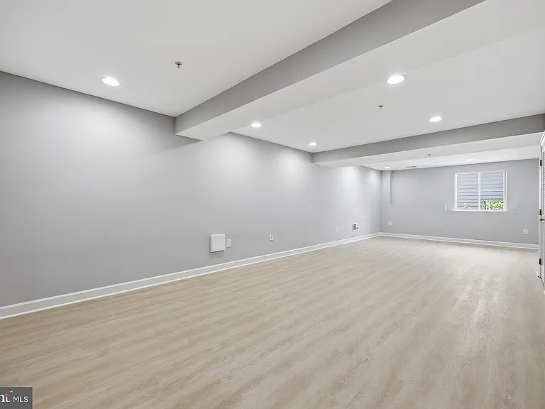 12105 Pond Pine Dr — Photo 16