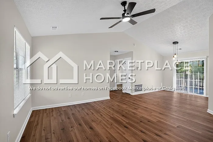1104 Bonita Cir — Photo 7