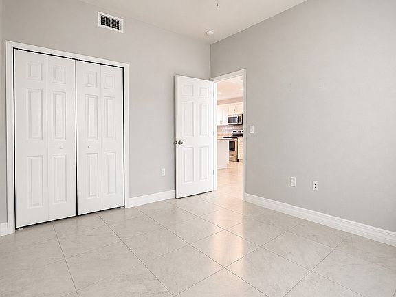 5th image of 1625 SW 1st Ave Unit 101