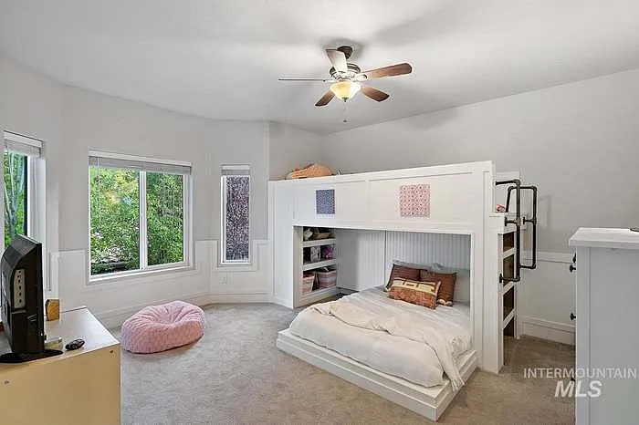 1267 E Spinnaker Ln — Photo 23