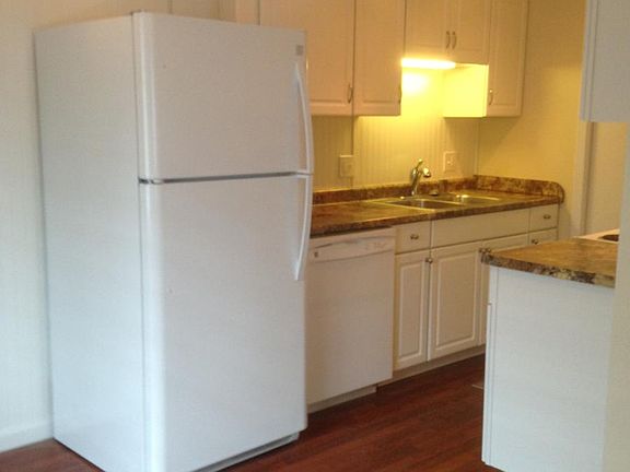 Kitchen (a)