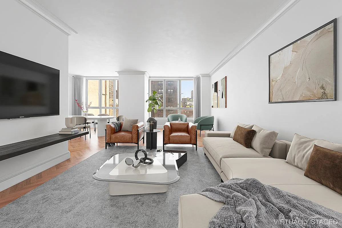 351 E 51st St APT 10A photo 1