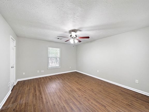 3rd image of 3224 Scotch Moss Ln
