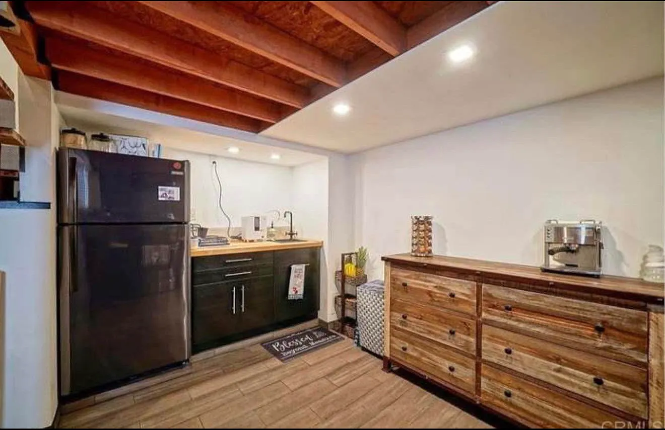 1 bed, 600 sqft, $2,400 — Photo 4