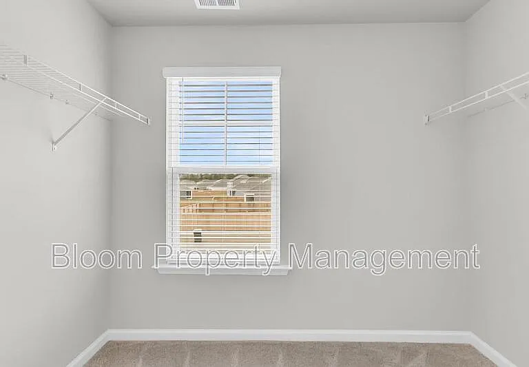 844 Lilyford Ln — Photo 33
