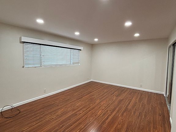 4th image of 837 10th St