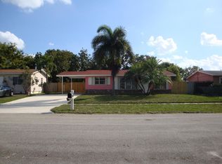 3906 Chickasha Rd, Lake Worth, FL 33462