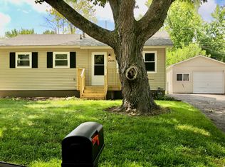 2005 Lawndale Dr, Champaign, IL