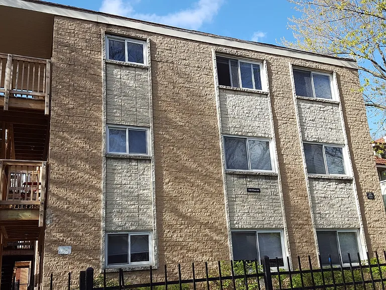 1420 W Estes Ave #2E — Photo 13