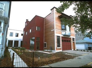 2414 W Cuyler Ave #1A, Chicago, IL 60618