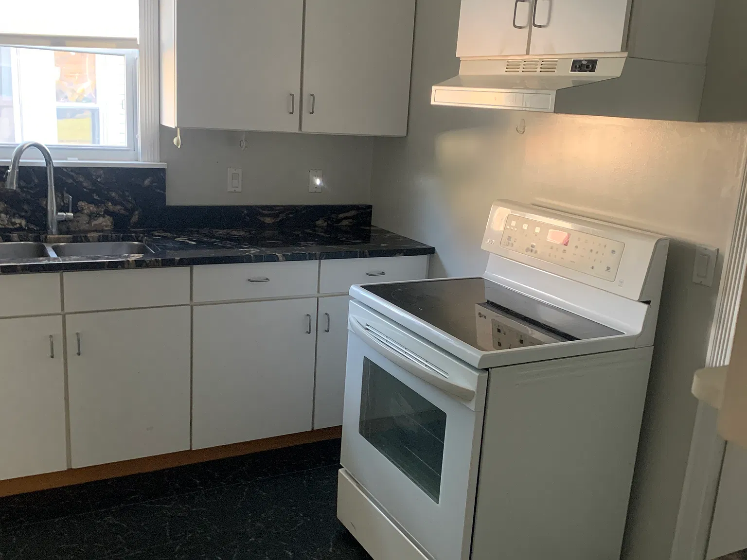 2 bed, $1,500 — Photo 4