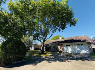 15802 Amapola Dr, Houston, TX 77083