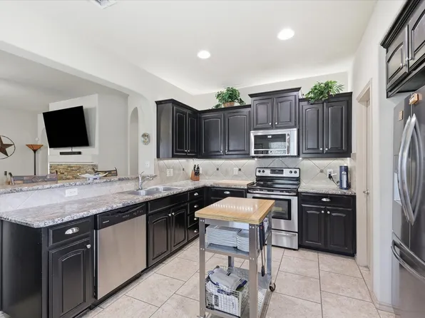 8313 White Hart Dr, Fort Worth, TX 76179