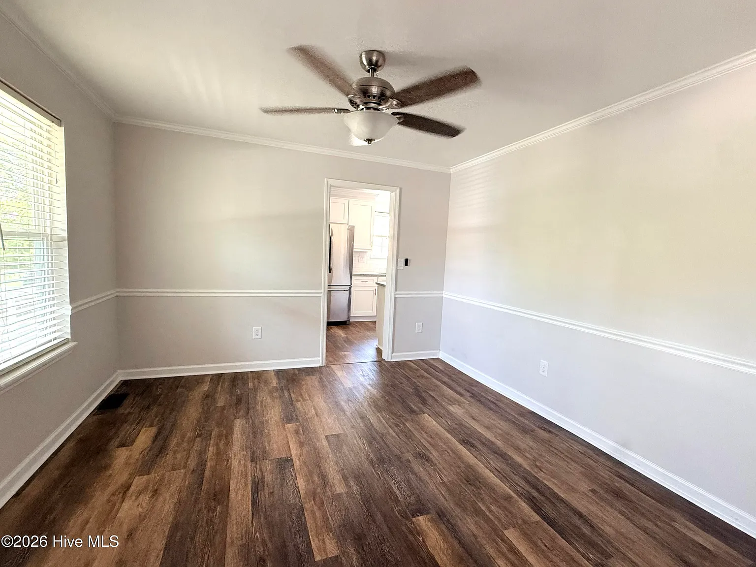 3 bed, 2.5 bath, 1822 sqft, $2,195 — Photo 4