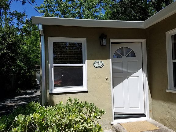 5th image of 1112 Edwards St APT B