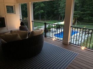 12532 Bunche Rd, Fairfax, VA 22030