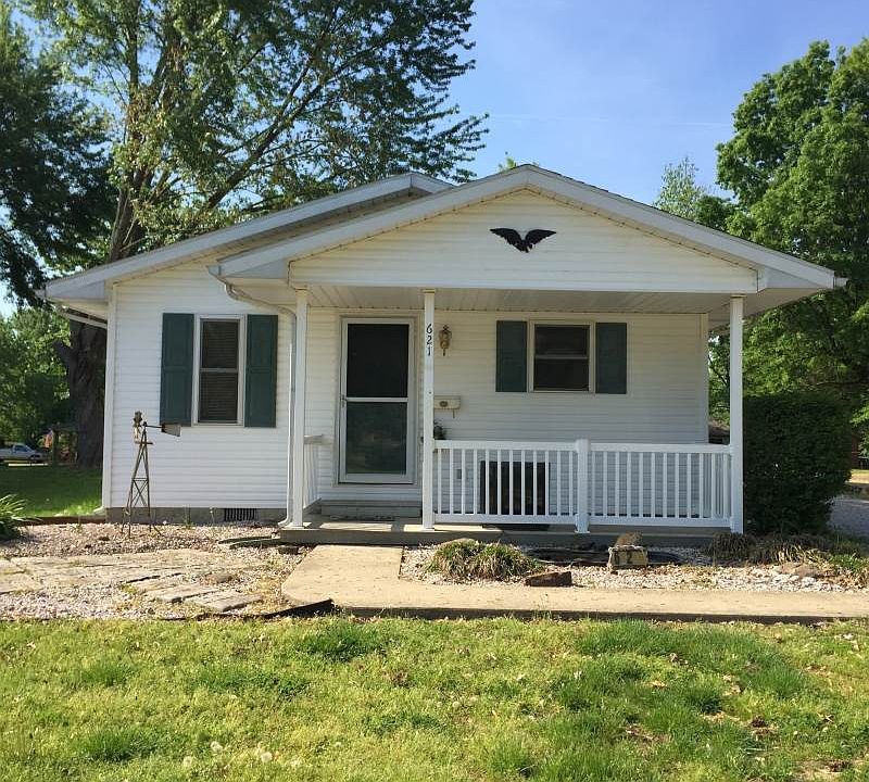 1st image of 621 E Schuler Ave