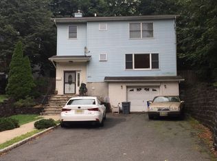 450 Glenwood Ave, East Orange, NJ 07017