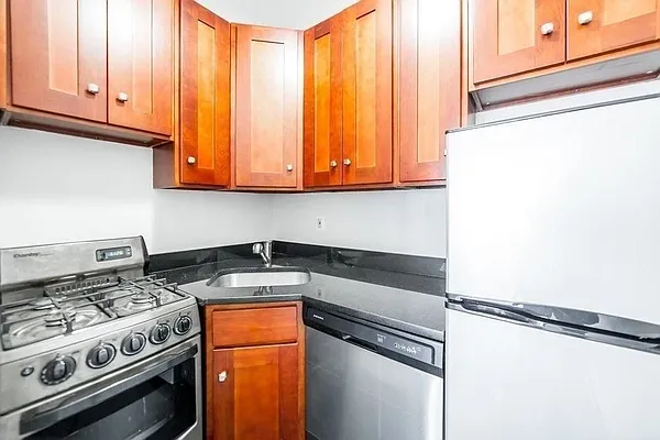 Rented by Compass | media 5