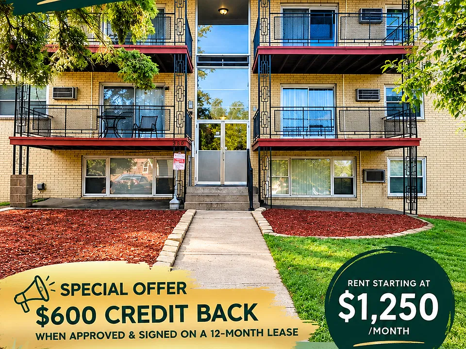 400 Larpenteur Ave W