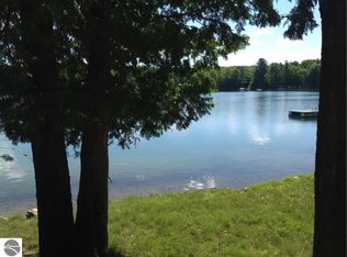 7090 W Blue Lake Rd NE, Kalkaska, MI 49646