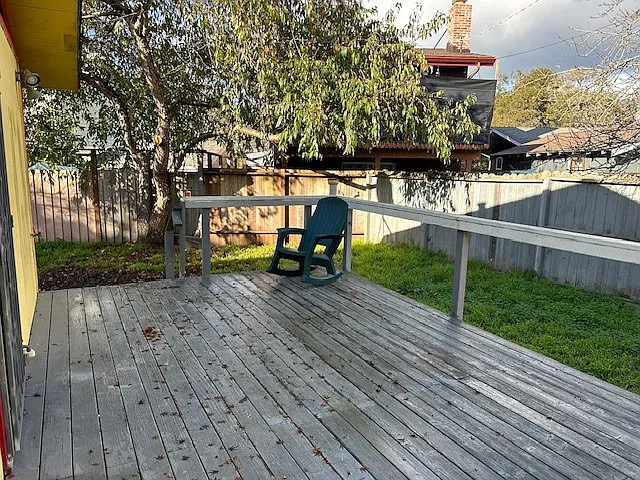 632 Middlefield Dr — Photo 3