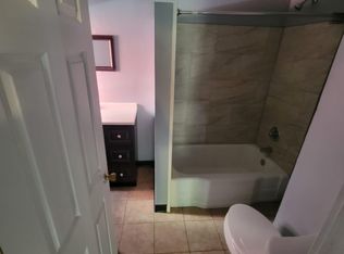 569 Elm St APT 1, New Haven, CT 06511