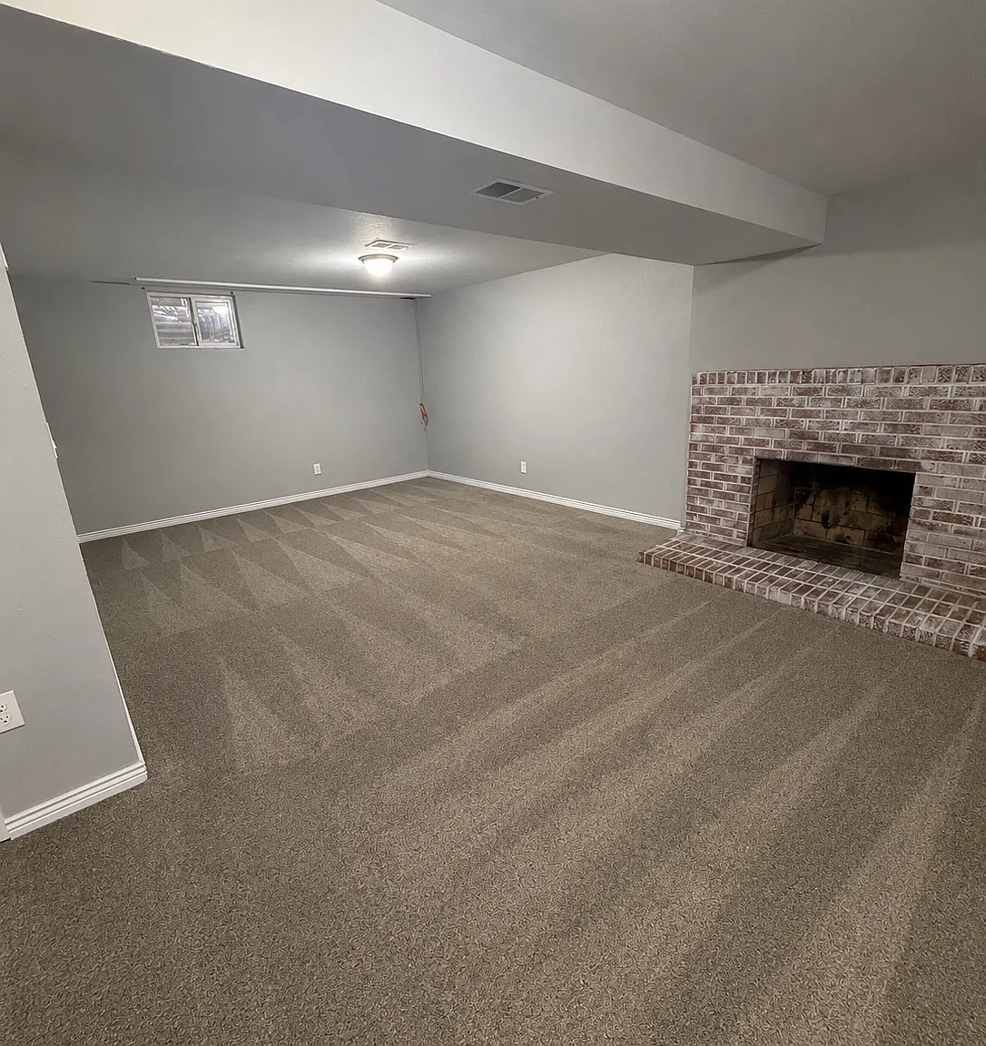 4 bed, 2000 sqft, $3,500 — Photo 4