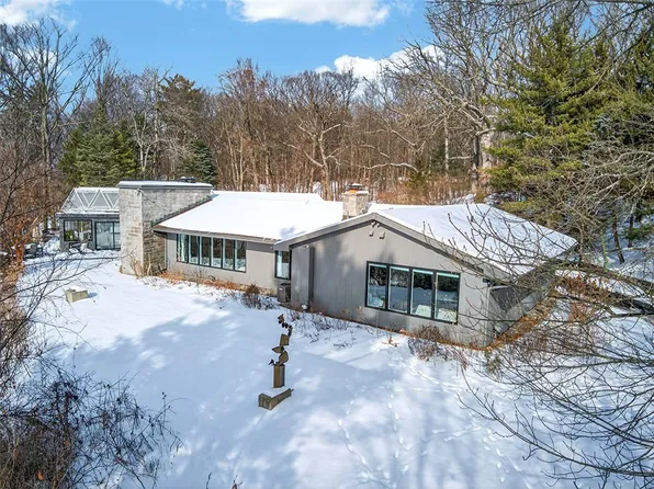 14 Cedar Ln, Ithaca, NY 14850