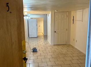 1401 W King St APT 5, York, PA 17404