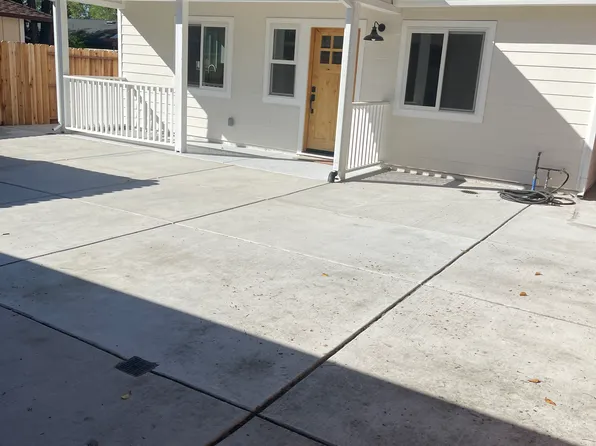 85 Pleasant Valley Dr, Walnut Creek, CA 94597