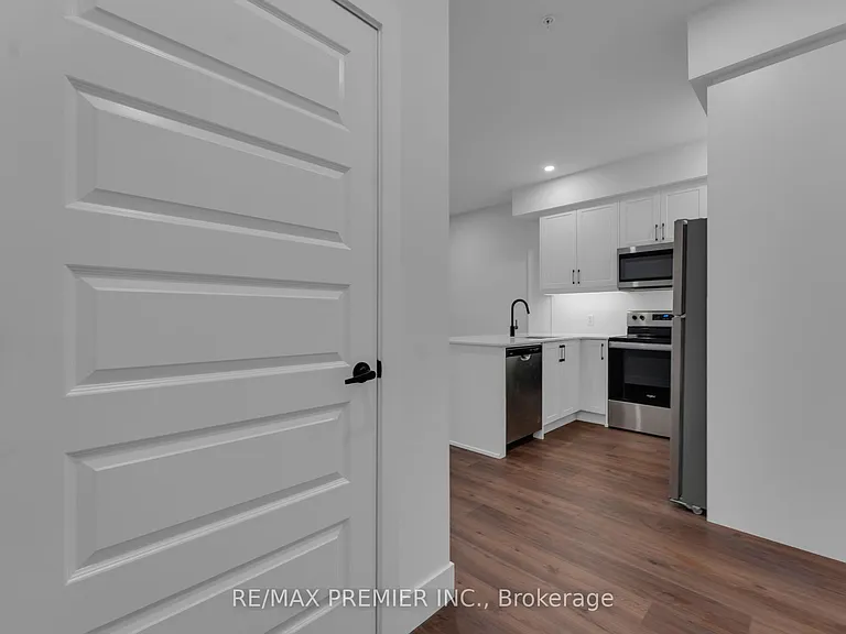 1000 Lackner Pl #215 — Photo 7